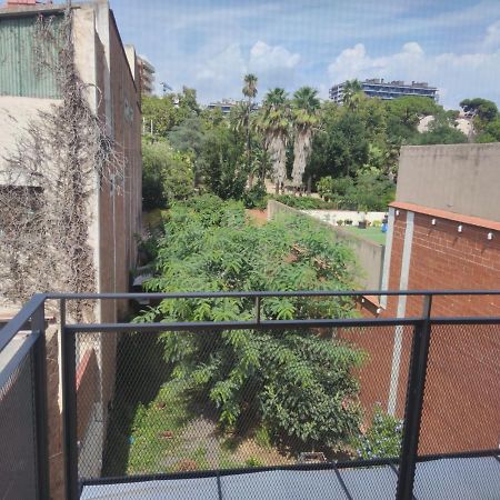 Apartment Close To The Beach With Free Parking Badalona Kültér fotó
