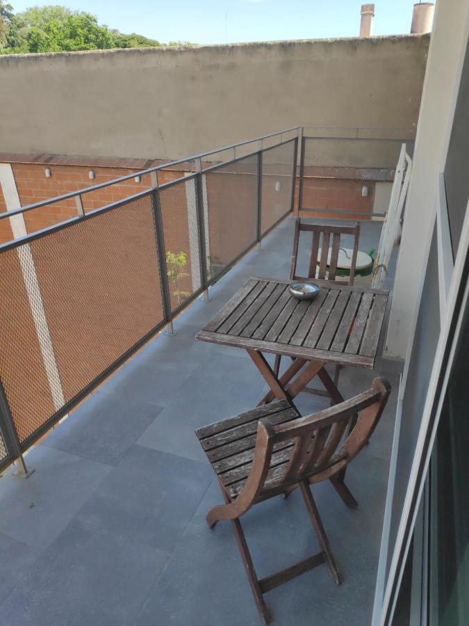Apartment Close To The Beach With Free Parking Badalona Kültér fotó
